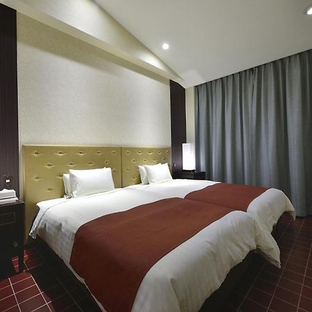 โอกินาว่า คาริยูชิ รีสอร์ต เอ็กเซส อิชิงากิ Hotel Ishigaki  ภายนอก รูปภาพ