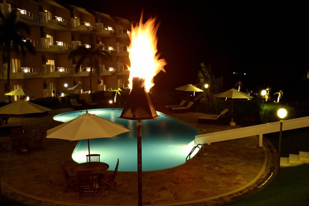 โอกินาว่า คาริยูชิ รีสอร์ต เอ็กเซส อิชิงากิ Hotel Ishigaki  ภายนอก รูปภาพ