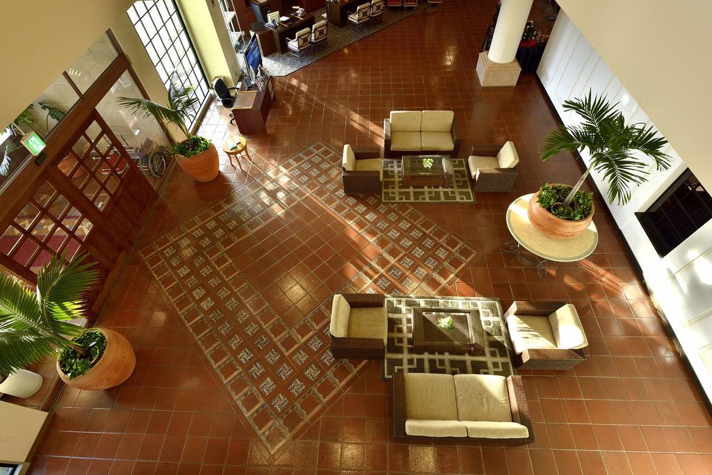 โอกินาว่า คาริยูชิ รีสอร์ต เอ็กเซส อิชิงากิ Hotel Ishigaki  ภายนอก รูปภาพ