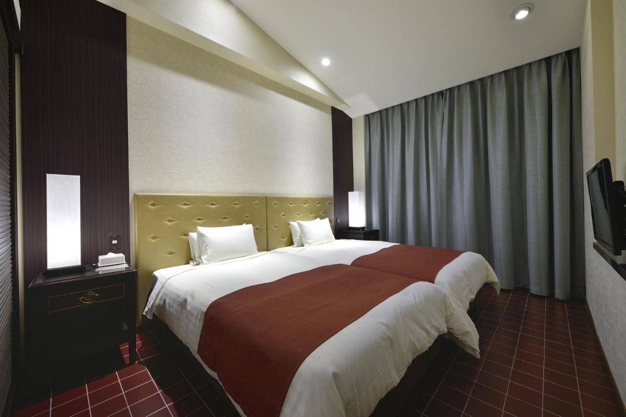 โอกินาว่า คาริยูชิ รีสอร์ต เอ็กเซส อิชิงากิ Hotel Ishigaki  ภายนอก รูปภาพ