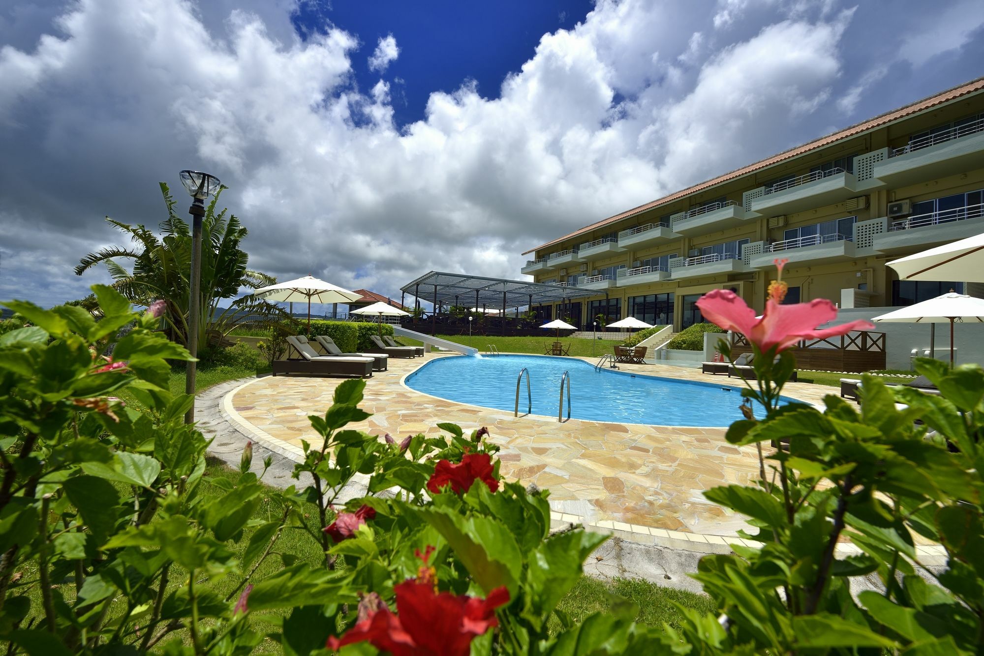 โอกินาว่า คาริยูชิ รีสอร์ต เอ็กเซส อิชิงากิ Hotel Ishigaki  ภายนอก รูปภาพ