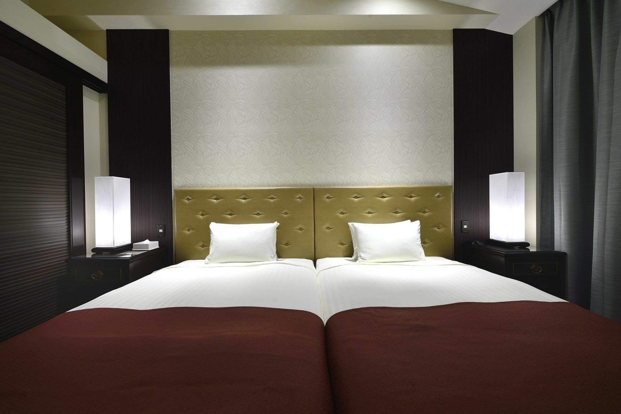 โอกินาว่า คาริยูชิ รีสอร์ต เอ็กเซส อิชิงากิ Hotel Ishigaki  ภายนอก รูปภาพ